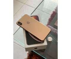 iPhone Xs Mas de 512 Gb Dorado