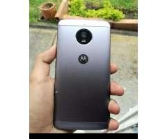 Moto E4 Plus