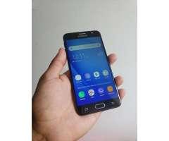 J7 Prime 32gigas 3ram con Huella
