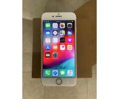 iPhone 7 32 Gb con Audífonos Y Cargador
