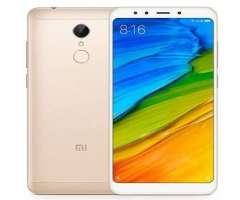 PROMOCION CELULAR XIAOMI REDMI 5 32GB 8 NUCLEOS PANTALLA 5.7 HUELLA RAM 3GB TOTALMENTE NUEVO