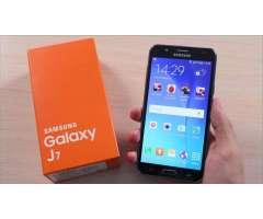 Vendo Samsung Galaxy J7