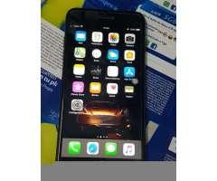 iPhone 8 Plus