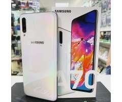 Samsung A70 128gb Sellados Garantía