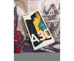 Samsung Galaxy A30 Full Poco Uso