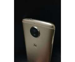 Motorola G5s en Perfecto Estado.