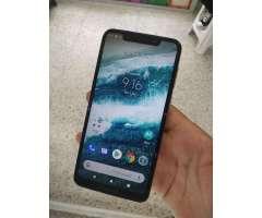 Moto One con 4 de ram y 64 de interna , full estado .