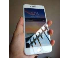 iPhone 8 Plus