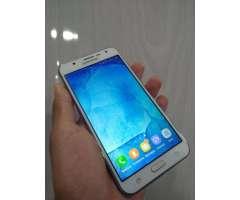 Hermoso Samsung J7 Economico