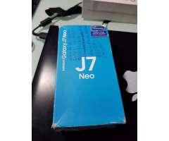 J7 Neo Fisurado