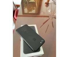 VENDO iPhone 7 con garantia vigente en iShop &#x28;NO CAMBIOS&#x29;