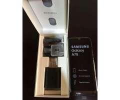 Samsung A70 de 128gb. Nuevo